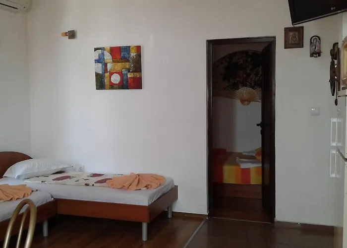 בית הארחה Zora *