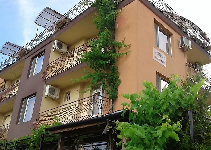 Zora בית הארחה פרימורסקו