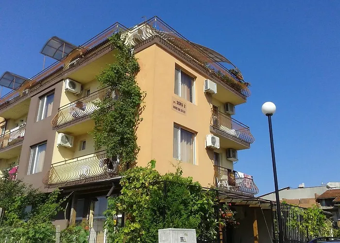 בית הארחה Zora